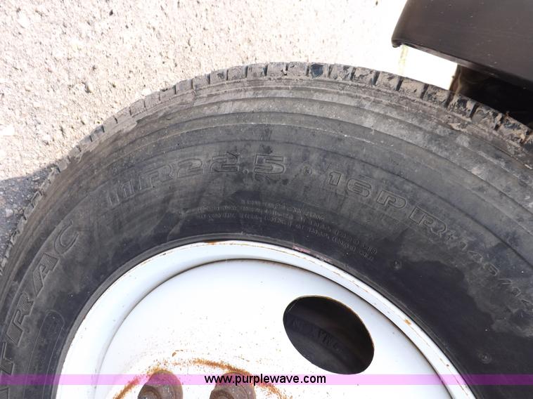 image for item K3999 2003 Freightliner FL70 box truck