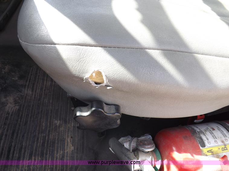 image for item K3999 2003 Freightliner FL70 box truck