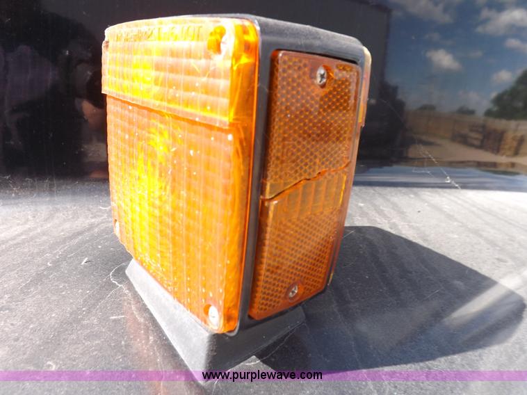 image for item K3999 2003 Freightliner FL70 box truck