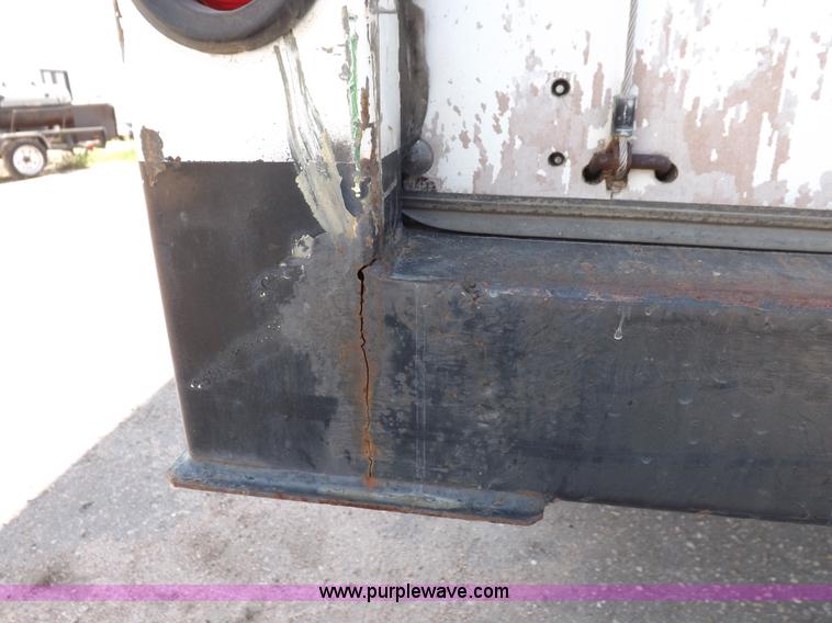 image for item K3999 2003 Freightliner FL70 box truck