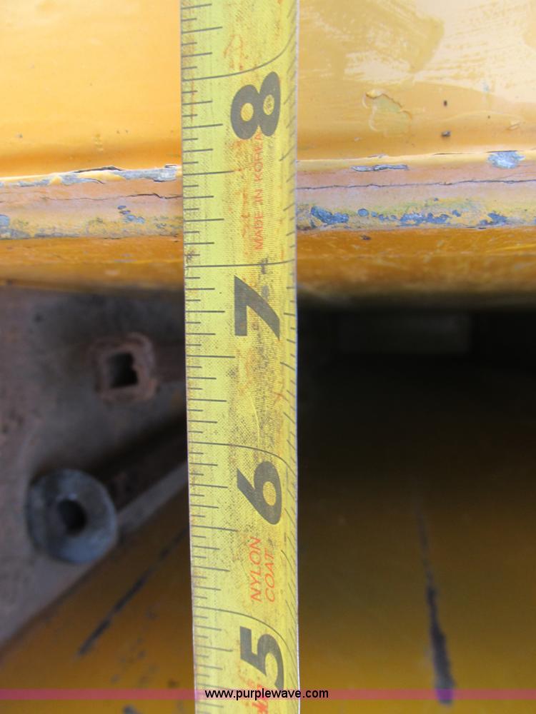 image for item K5079 1993 International 4900 bucket truck