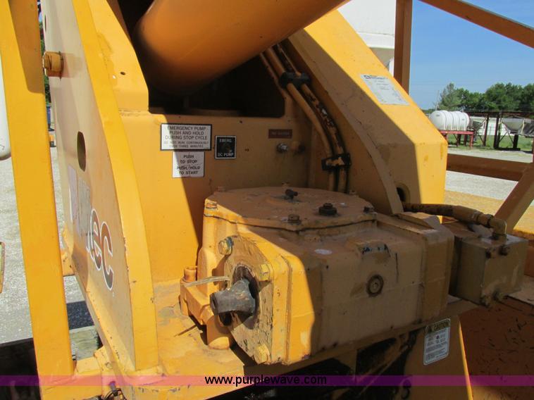 image for item K5079 1993 International 4900 bucket truck