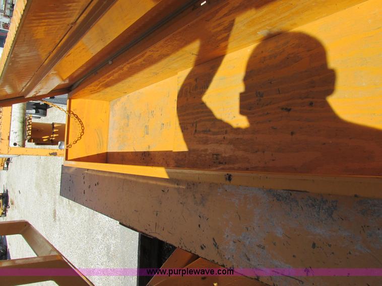 image for item K5079 1993 International 4900 bucket truck