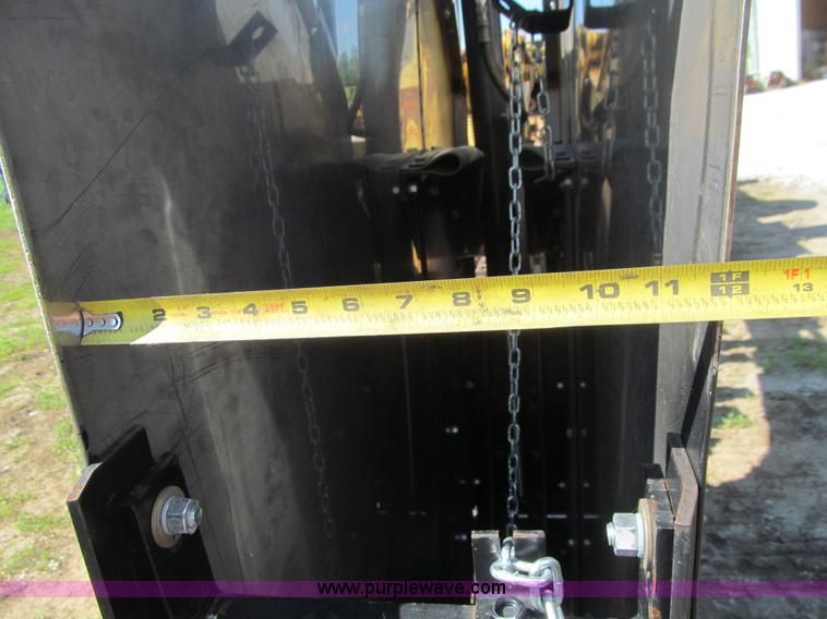 image for item K5688 Vermeer T600C trencher with tile boot