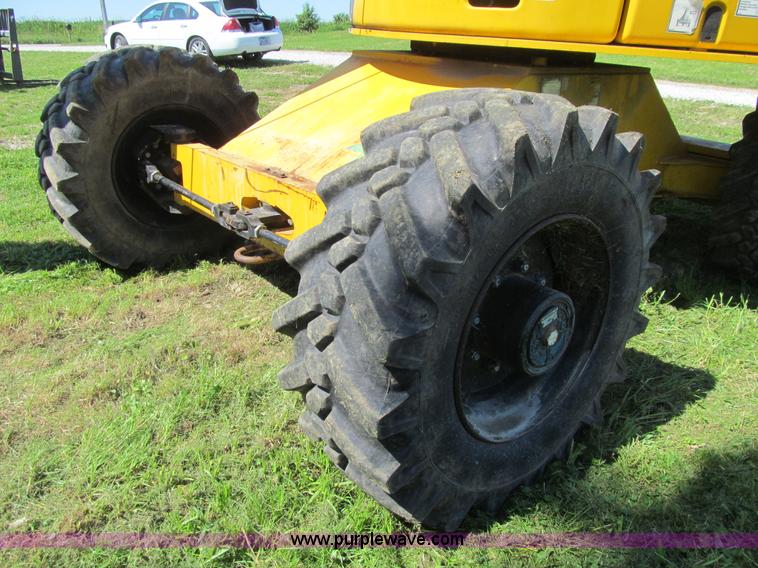 image for item K5691 2002 Haulotte HB76J boom lift with jib