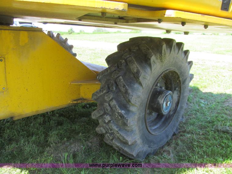 image for item K5691 2002 Haulotte HB76J boom lift with jib