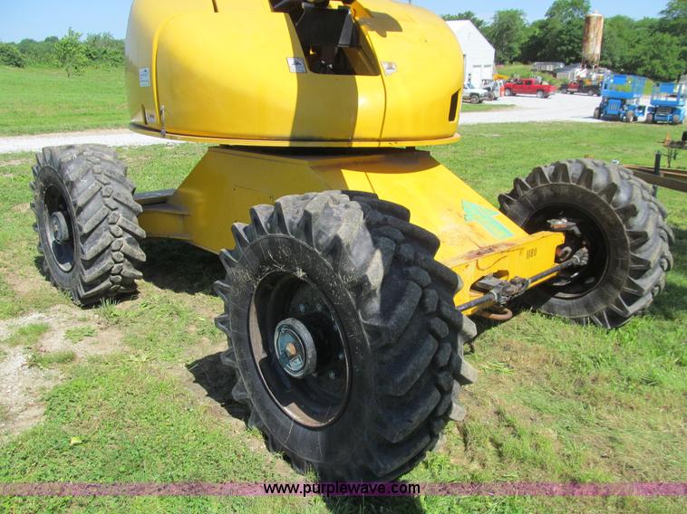 image for item K5691 2002 Haulotte HB76J boom lift with jib