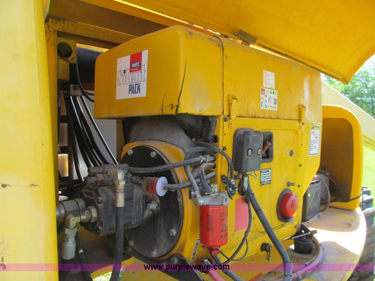 image for item K5691 2002 Haulotte HB76J boom lift with jib