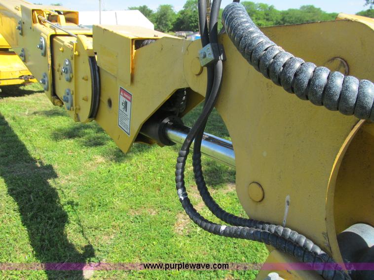 image for item K5691 2002 Haulotte HB76J boom lift with jib