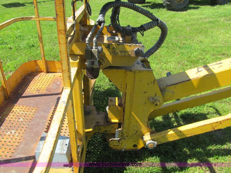image for item K5691 2002 Haulotte HB76J boom lift with jib