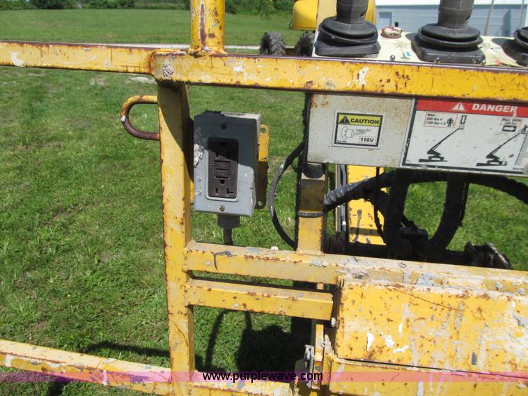 image for item K5691 2002 Haulotte HB76J boom lift with jib