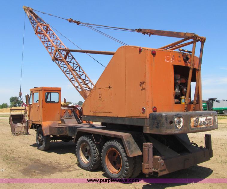 image for item K5709 Bantam T350 truck crane