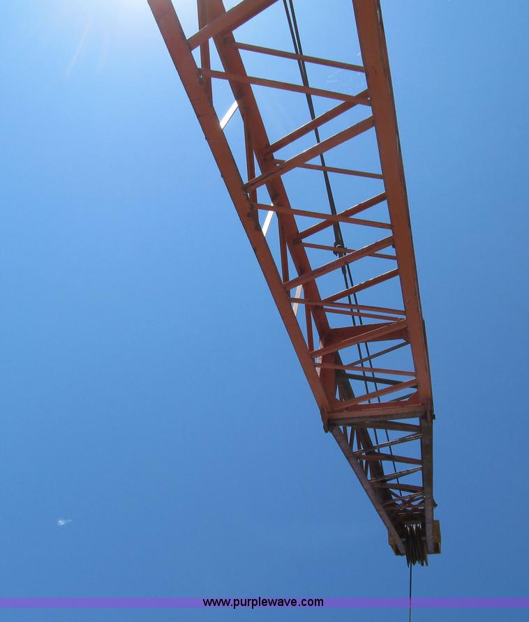 image for item K5709 Bantam T350 truck crane