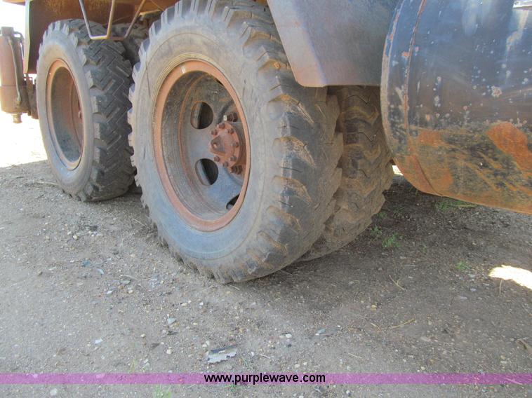 image for item K5709 Bantam T350 truck crane