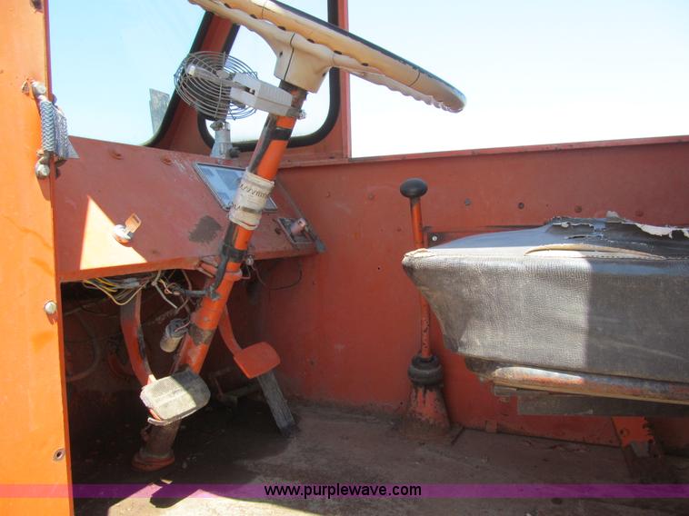 image for item K5709 Bantam T350 truck crane