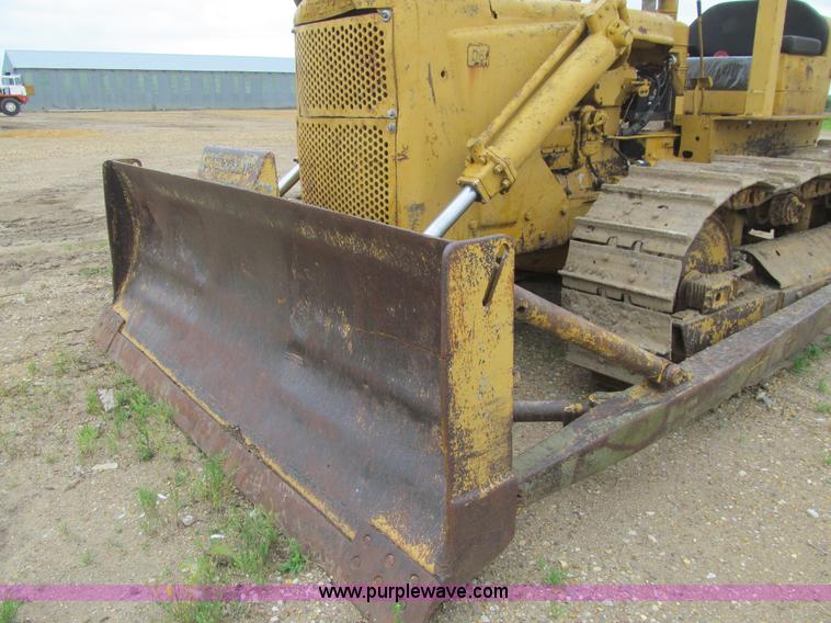 image for item K5710 1956 Caterpillar D6 dozer