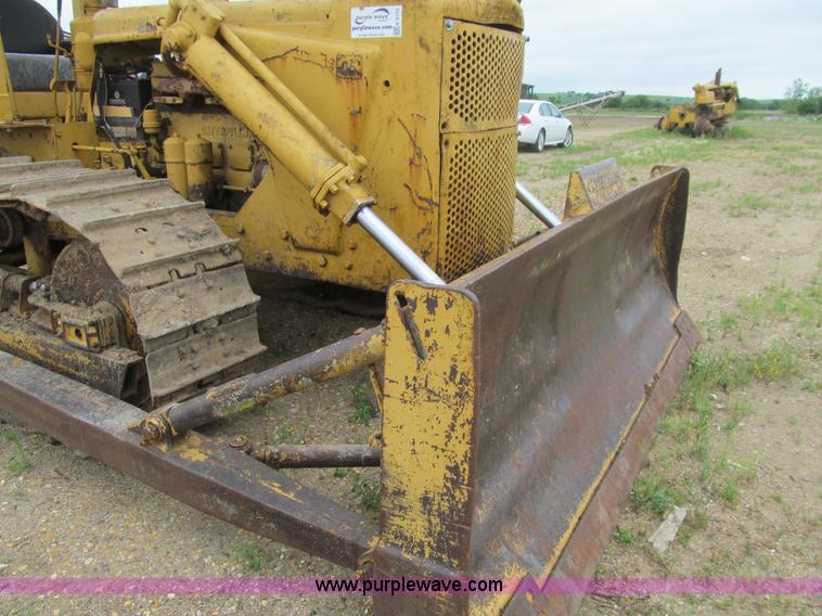 image for item K5710 1956 Caterpillar D6 dozer
