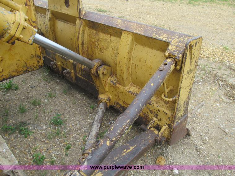 image for item K5710 1956 Caterpillar D6 dozer