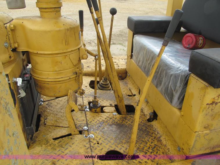 image for item K5710 1956 Caterpillar D6 dozer