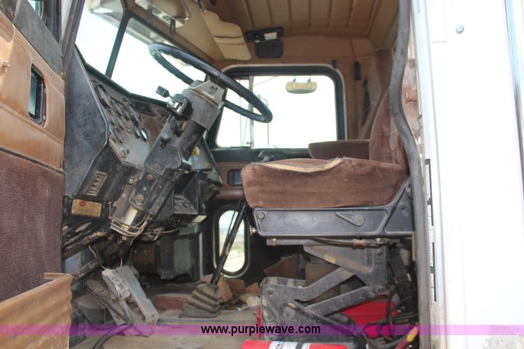 image for item K6848 1996 Peterbilt 377 flatbed truck