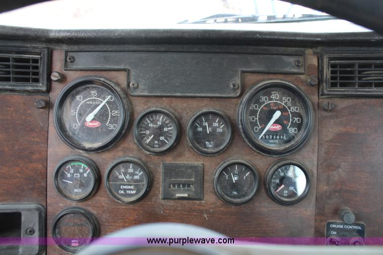 image for item K6848 1996 Peterbilt 377 flatbed truck