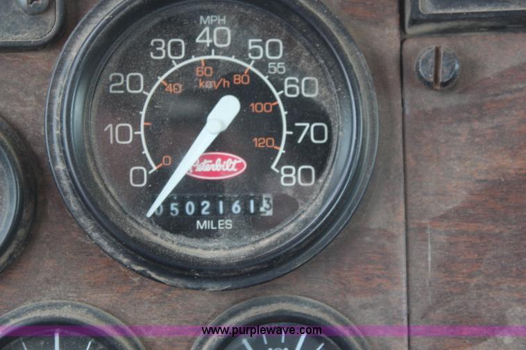 image for item K6848 1996 Peterbilt 377 flatbed truck