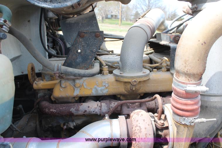 image for item K6848 1996 Peterbilt 377 flatbed truck