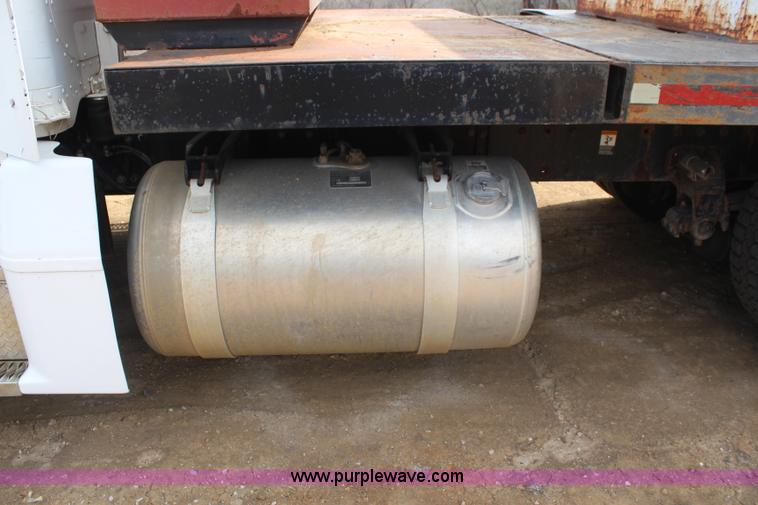 image for item K6848 1996 Peterbilt 377 flatbed truck