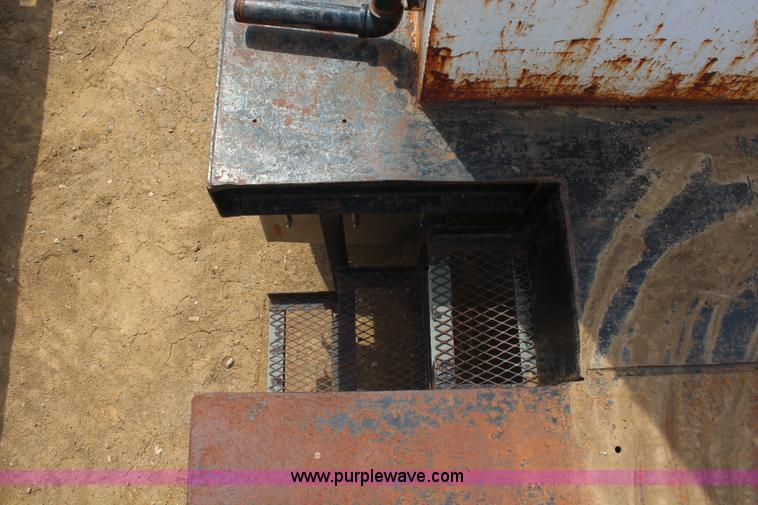 image for item K6848 1996 Peterbilt 377 flatbed truck