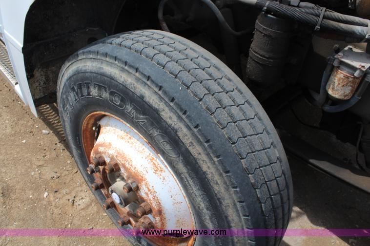 image for item K6848 1996 Peterbilt 377 flatbed truck