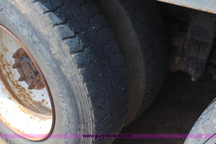 image for item K6848 1996 Peterbilt 377 flatbed truck