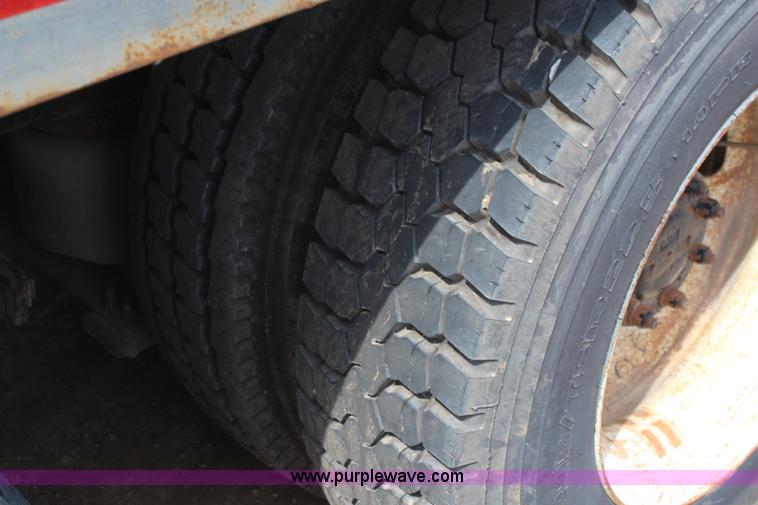 image for item K6848 1996 Peterbilt 377 flatbed truck