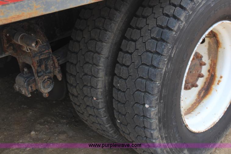 image for item K6848 1996 Peterbilt 377 flatbed truck