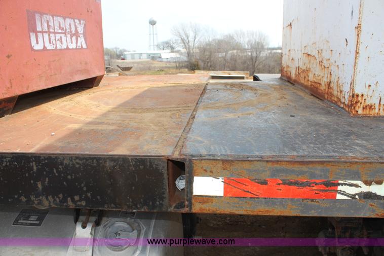 image for item K6848 1996 Peterbilt 377 flatbed truck