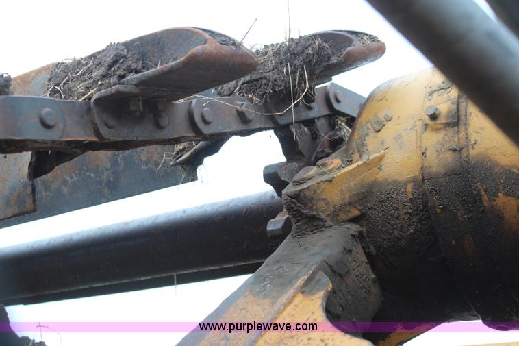 image for item K6906 1974 Caterpillar 613B elevating scraper