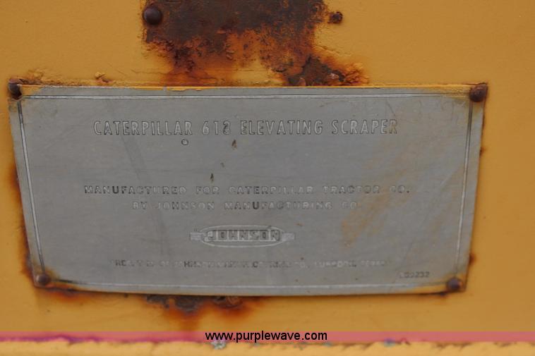 image for item K6906 1974 Caterpillar 613B elevating scraper