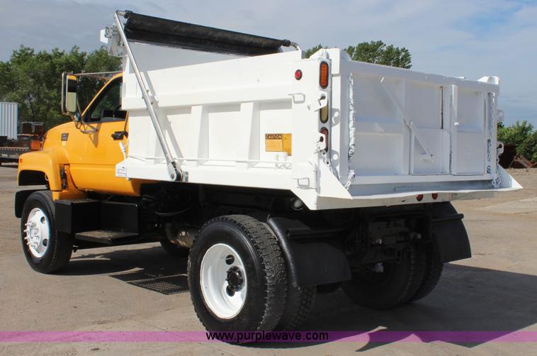 image for item K6931 1999 GMC C7500 dump truck