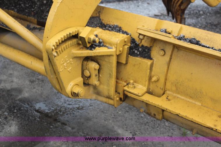 image for item K6944 1975 Huber F1500M rigid frame motor grader