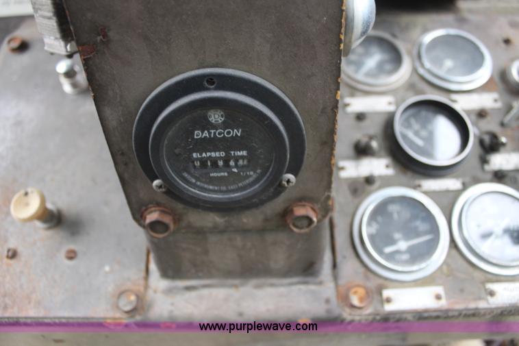 image for item K6944 1975 Huber F1500M rigid frame motor grader