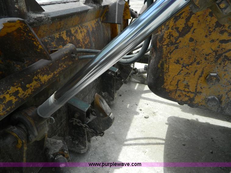 image for item K8097 1962 Caterpillar D6B dozer