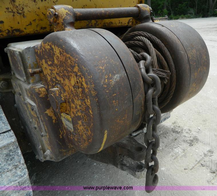 image for item K8097 1962 Caterpillar D6B dozer