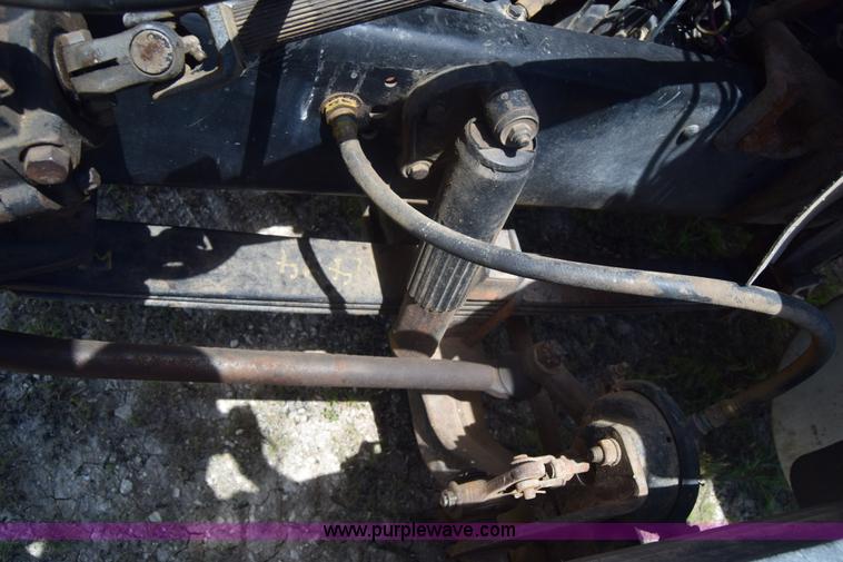 image for item K8612 1994 Ford LTA9000 AeroMax 106 semi truck