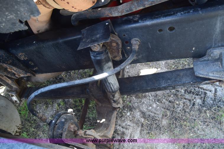 image for item K8612 1994 Ford LTA9000 AeroMax 106 semi truck