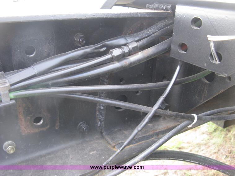 image for item K8615 1999 International 4900 cab and chassis