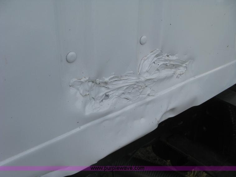 image for item K8615 1999 International 4900 cab and chassis