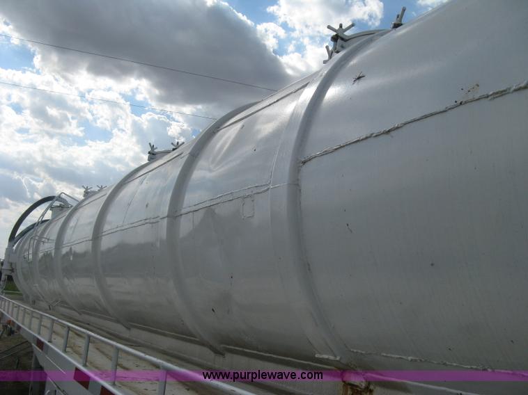 image for item K8616 1980 Tand vacuum trailer