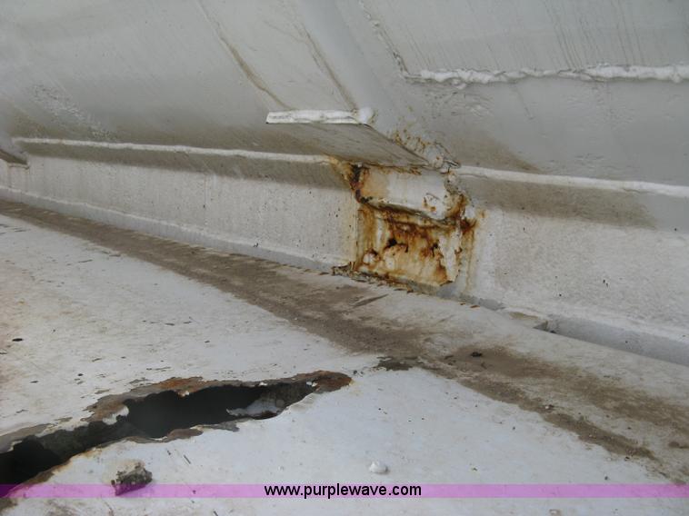 image for item K8616 1980 Tand vacuum trailer