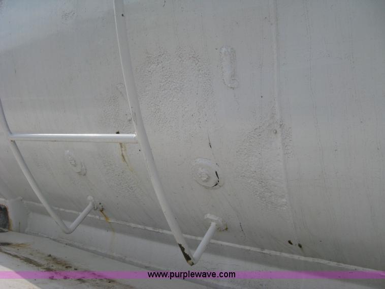 image for item K8616 1980 Tand vacuum trailer