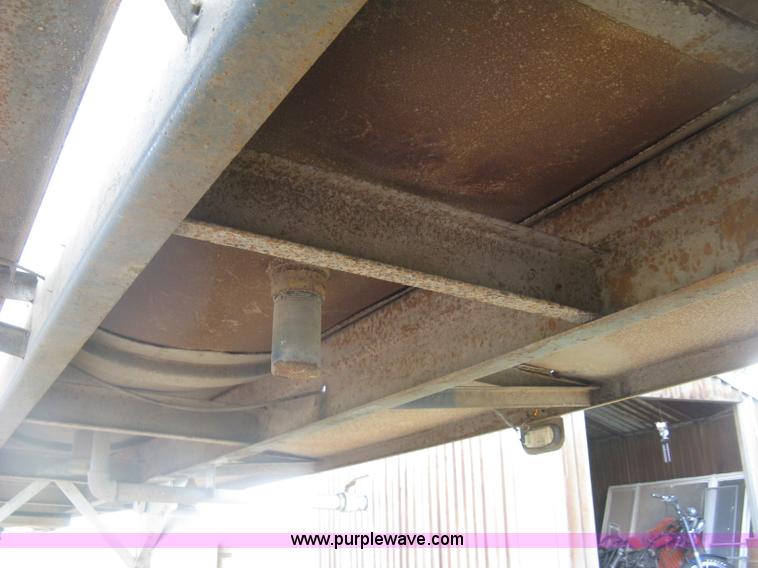 image for item K8616 1980 Tand vacuum trailer