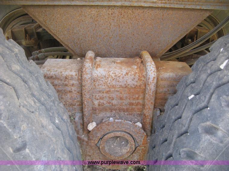 image for item K8616 1980 Tand vacuum trailer